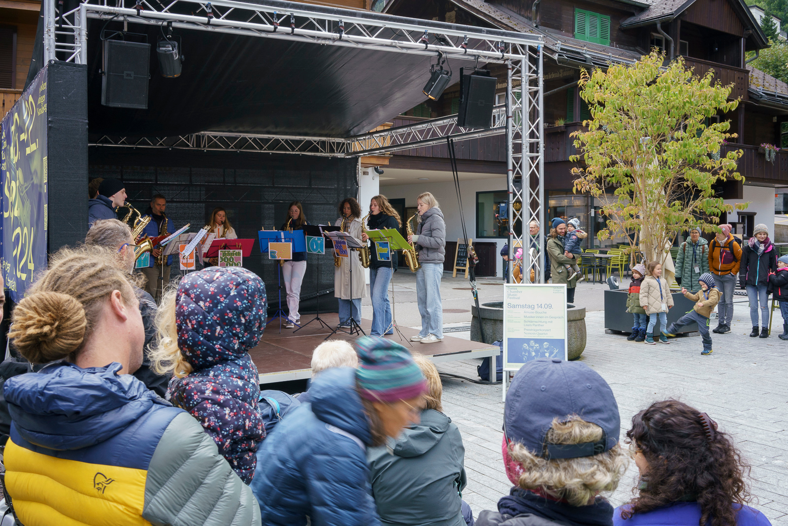 Schtärnschtung: Junge Menschen machen Musik! Schtärnschtung: Junge Menschen machen Musik!